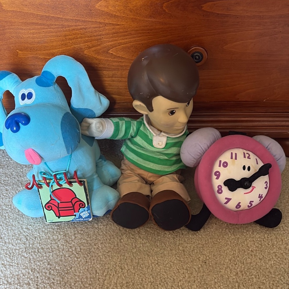Blue’s Clues Vintage stuffed toys. Blue, Steve and Tickety.